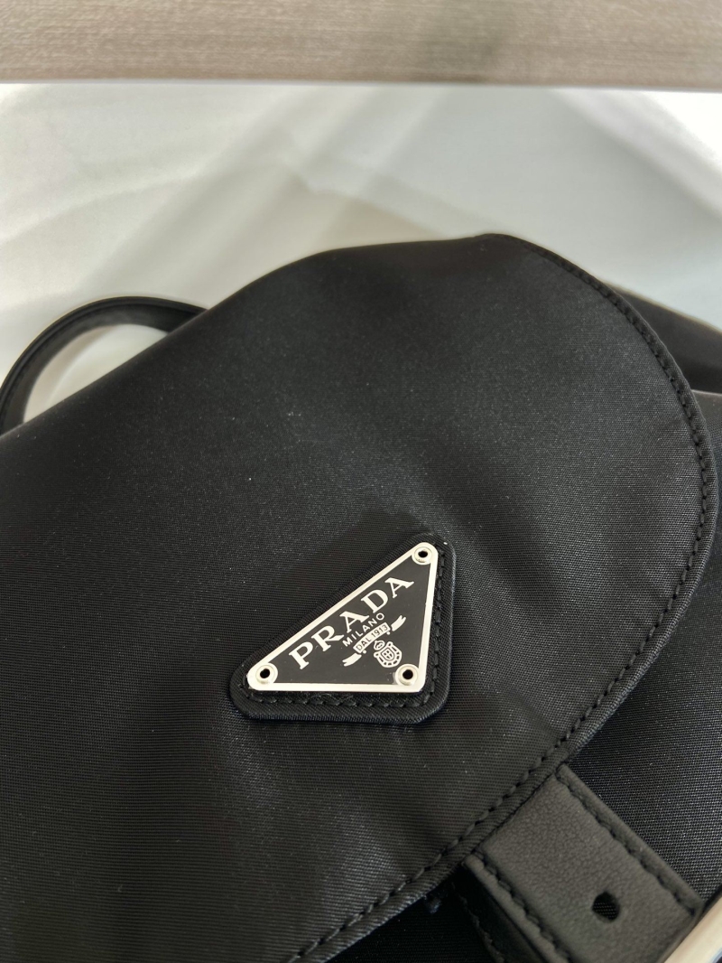 Pra*a backpacks